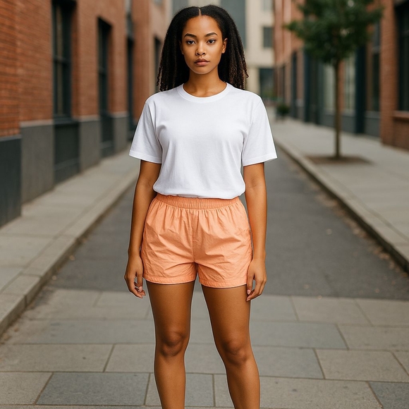 THE SPORTY SHORTS NEW SIZE SMALL - Picture 5 of 8